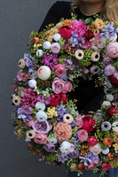 bogaty kwiatowy wianek, Bella Perrasa, śr.50cm