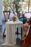 Crema Latte, jesienna dekoracja kwiatowa