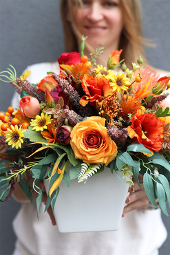 Elena, jesienna kompozycja na stół, wym.35x35cm