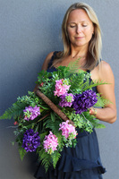 dekoracyjny kosz z hiacyntami, Teressa Bella