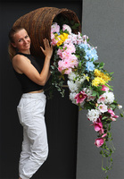 Wiosenne Pastele, kompozycja kwiatowa w naczyniu