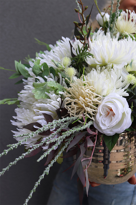 Astry Luis, kompozycja kwiatowa nagrobna, wys.45cm, śr.50cm