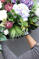 Lerre, kompozycja nagrobna w plastikowej misie