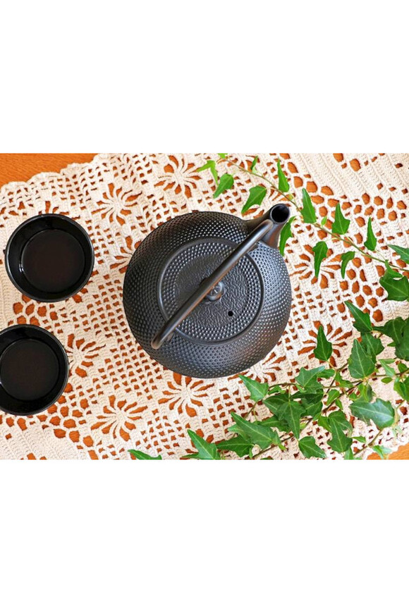 Awaji, żeliwny zestaw do herbaty, czarny