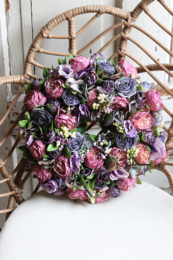 Grenata Arkadia, dekoracyjny fioletowo-różowy wianek