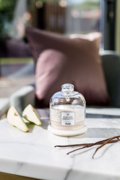 Elegant Simplicity, sojowa świeczka zapachowa, Gold Series, 150g