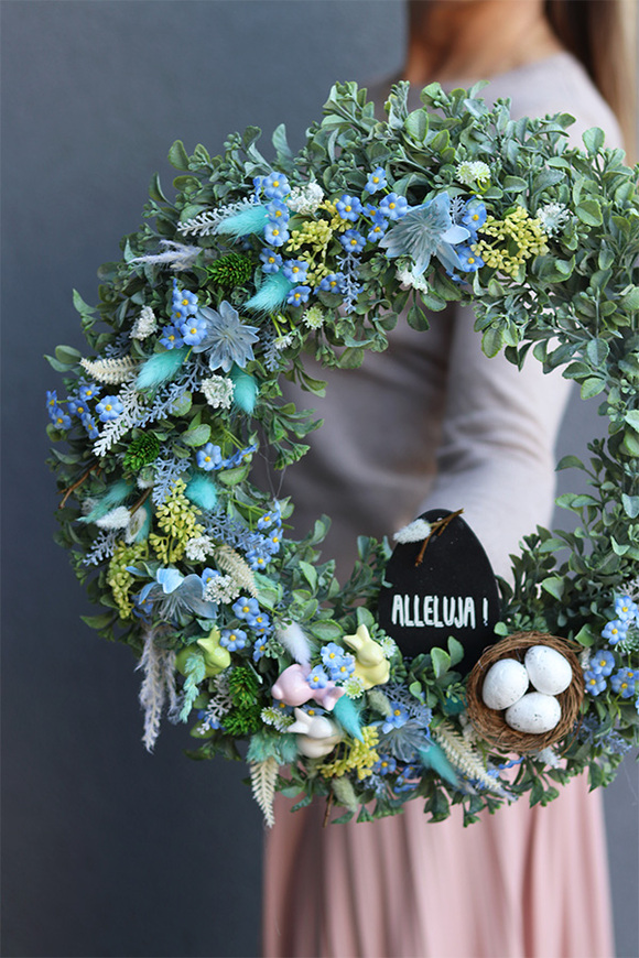 Wielkanocna Pora, wiosenny wianek na drzwi