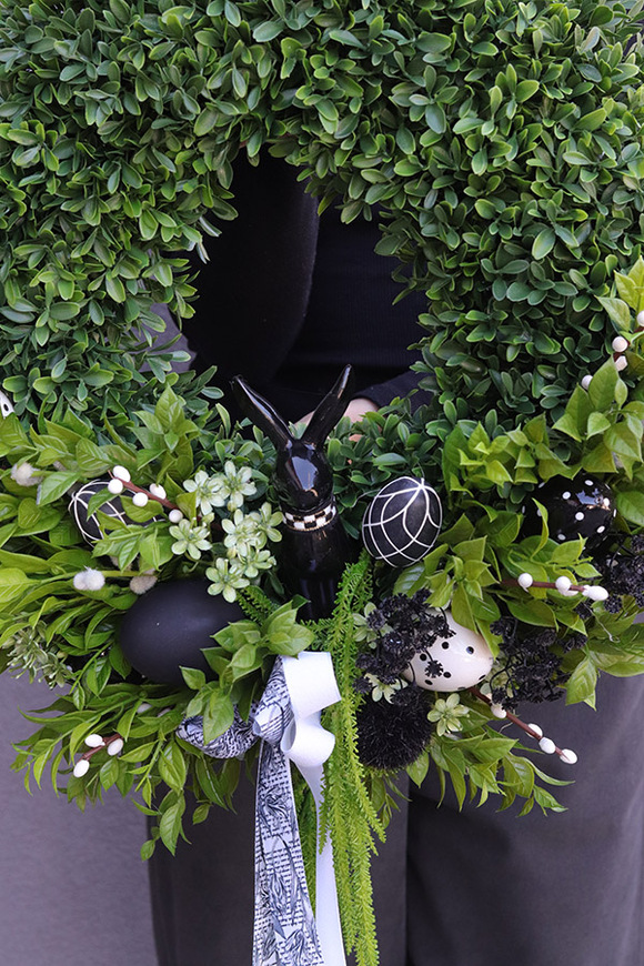 Black Bird Big, wianek wielkanocny z ptaszkiem