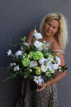 White Gerena, bukiet nagrobny do flakonu, dł.47cm 