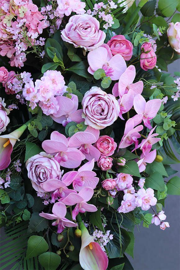 Pink Delitra, różowa wiązanka nagrobna z orchideą