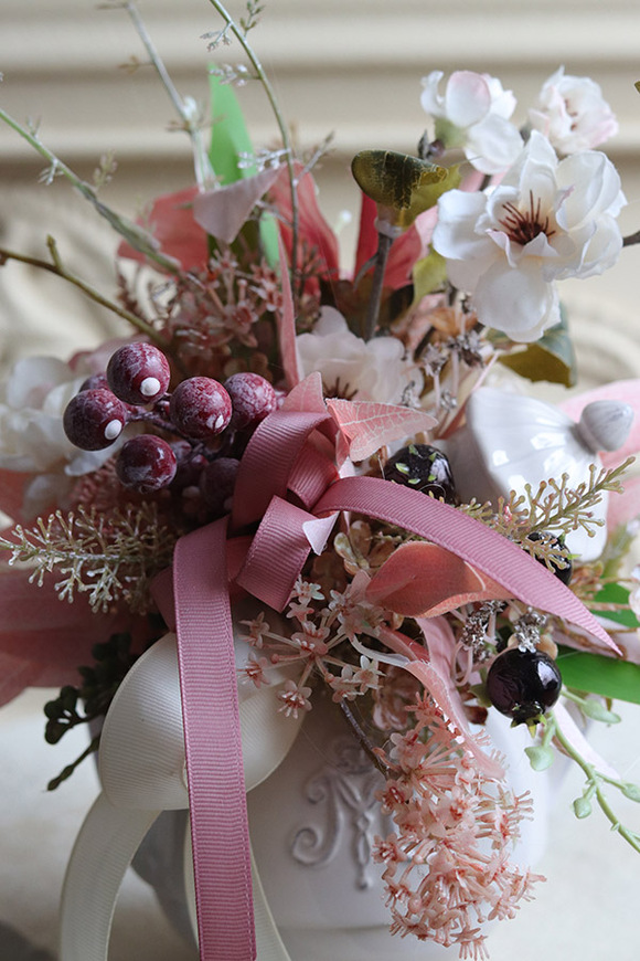 Flower Tea Madame, bukiet kwiatowy z imbrykiem, zestaw prezentowy