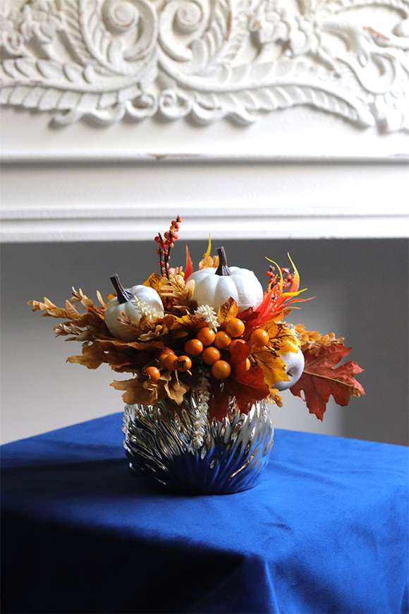 Jeżyk Autumn Glamour, jesienna kompozycja z dyniami