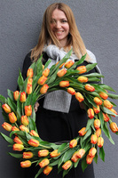 Witaj Wiosno Deluxe Orange, wiosenny wianek z tulipanów