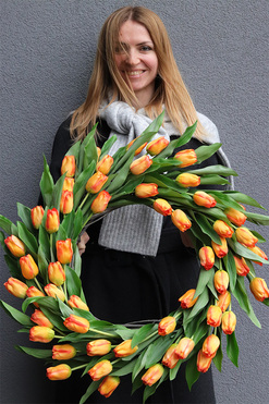 Witaj Wiosno Deluxe Orange, wiosenny wianek z tulipanów, śr.60cm