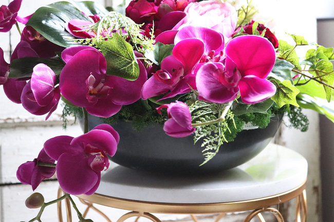 kompozycja nagrobna w okrągłej misie, Fiolettowa, wym.30x63cm 