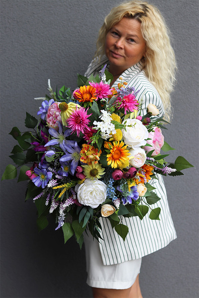 Polskie Ogrody 2, kompozycja nagrobna w plastikowym naczyniu