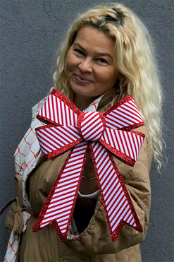 OD RĘKI American Xmas, kokarda - zawieszka, wym.32.5x24cm 