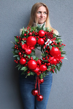 Deluxe Red, świąteczny wianek z dzwonkami, śr.49cm 