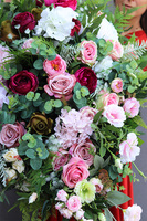 Memorista Nebrana, duża wiązanka nagrobna