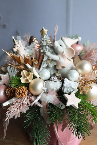 Girl Childhood, różowy świąteczny flowerbox