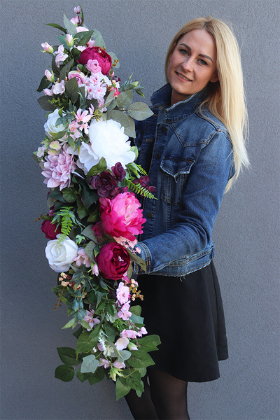 Bicycletta Terrensja 2, girlanda kwiatowa