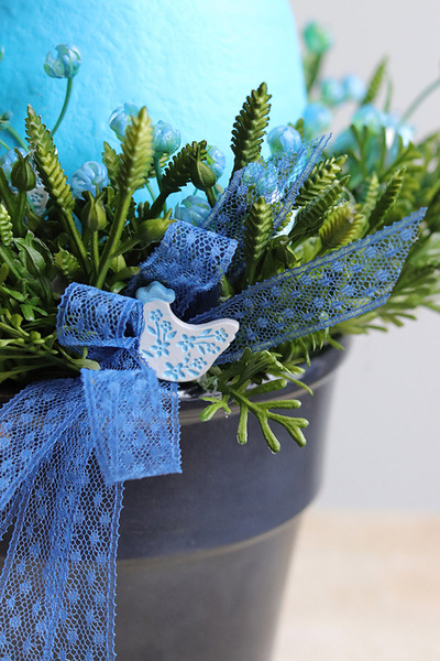 Easter Egg Blue, stroik wielkanocny z jajem