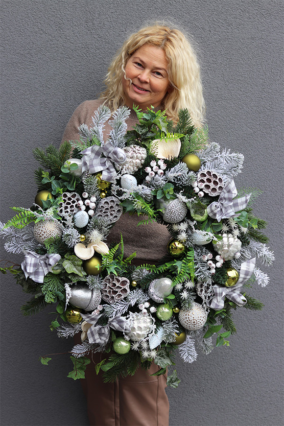 bożonarodzeniowy wianek do podwieszenia LED, Crista 2