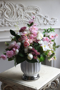 Printemps a Paris, wiosenna kompozycja kwiatowa w naczyniu, wys.28cm