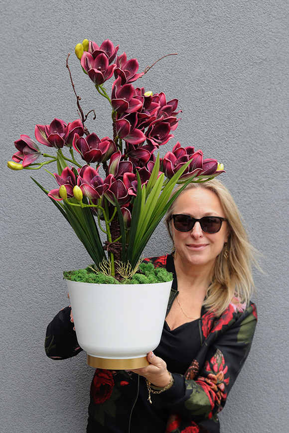 Cherry Tinova 2, gumowy storczyk w metalowej donicy