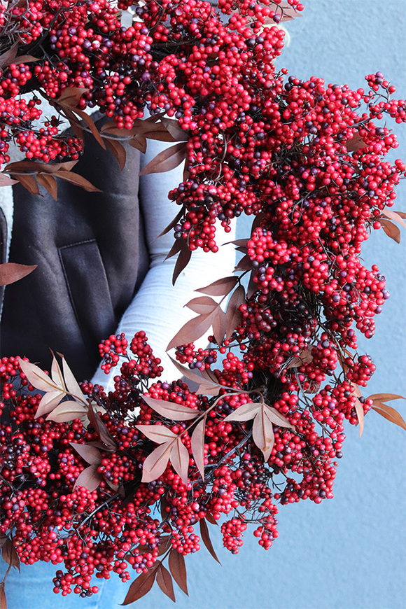 Czerwień Korali, zimowy wianek owocowy