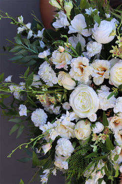 Biel Exclusive, kompozycja nagrobna w misie, wym.65x95cm 