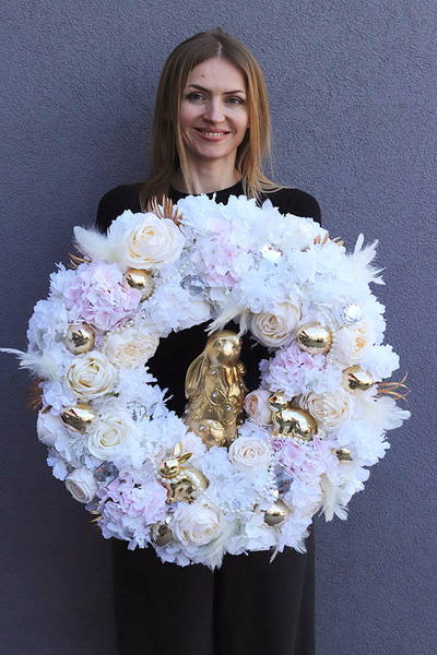 Glamour Bunny, wielkanocny wianek na drzwi z zającem