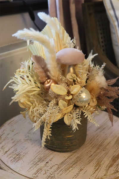 Grzybek Pudrovy, stroik świąteczny