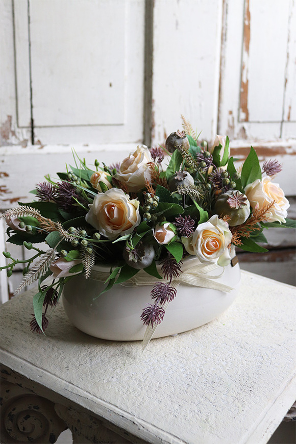 kremowa kompozycja kwiatowa, Tefran, wym.21x31cm 