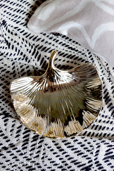 Ginko złota patera w kształcie liścia