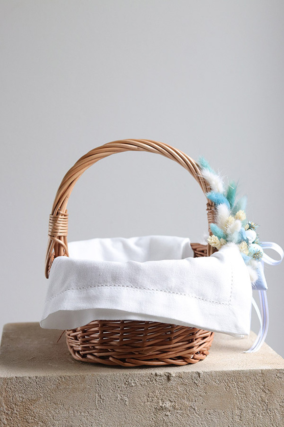 Blueni, dekorowany koszyczek wielkanocny