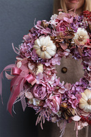 Deco Pumpkins Velvet, jesienny wianek z dyniami