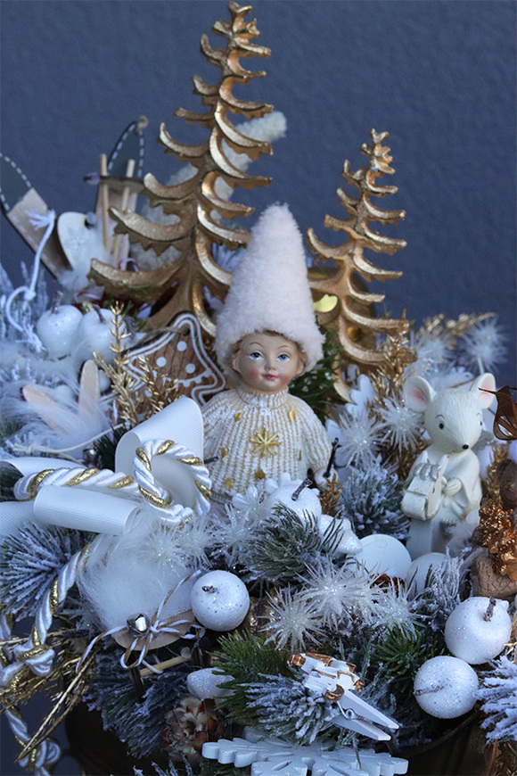 Złote Sanie, świąteczny stroik