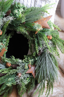 Zimowe Łowy, świąteczny wianek z reniferem, śr.53cm