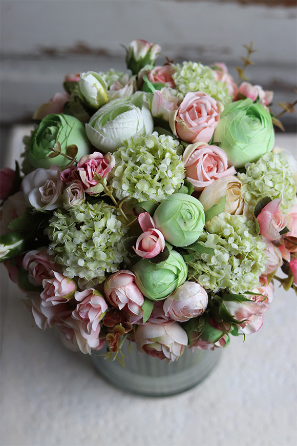 bogaty bukiet wiosennych kwiatów w szklanym wazonie, Narcisio Green, wys.31cm