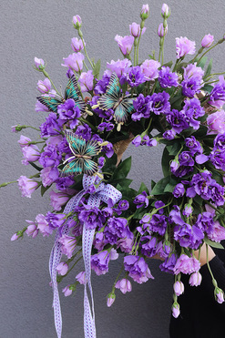 OD RĘKI Motyle Violetty, fioletowy wianek na drzwi, śr.70cm