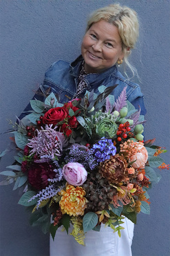 Kolorowe Niebo, kompozycja nagrobna w naczyniu, wym.45x60cm 