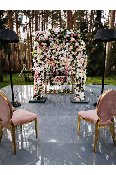 łuk kwiatowy, Maria Antonina