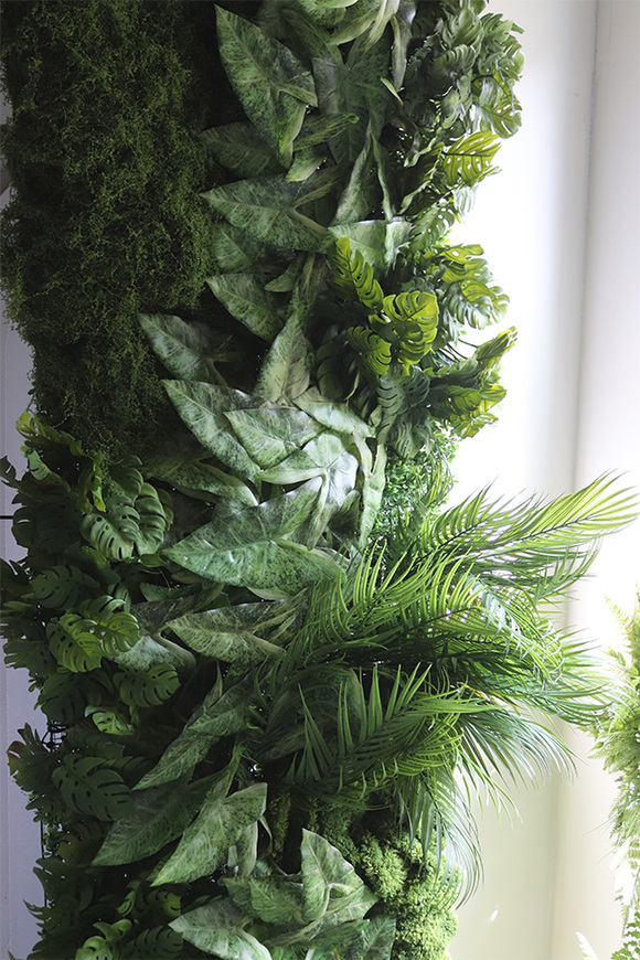 Greeneta, ścianka jednostronna ze sztucznych roślin