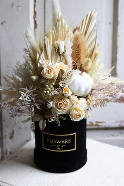 Velurowa Dynia Black, jesienny flowerbox z suszem, wys.46cm  
