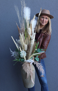 Luxfera Eduardo, bukiet z suszem w złotym naczyniu, wys.114cm  