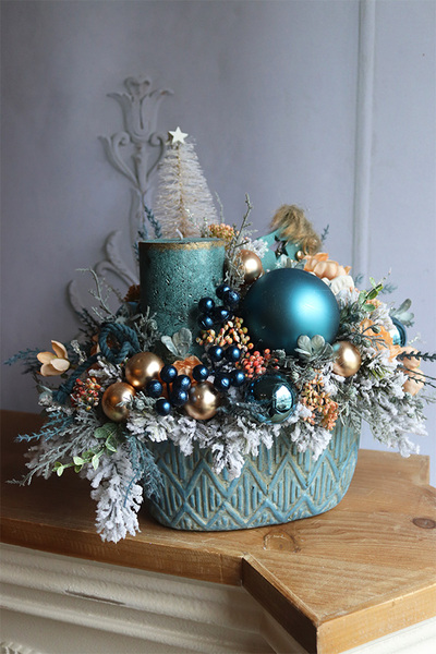 Turkusoni, stroik bożonarodzeniowy ze świecą