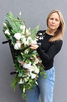 Wspomnienie Biel 2, dekoracja nagrobna w czarnym koszu