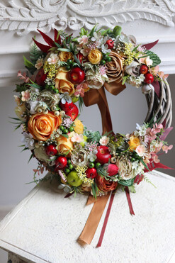 Gardenia, jesienny wianek na drzwi, śr.34cm