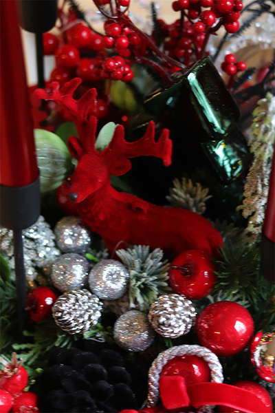 Adventi, adwentowy stroik ze świecami na świeczniku